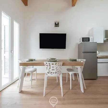 Apartment Estay - Lovely Marina Roof Cagliari